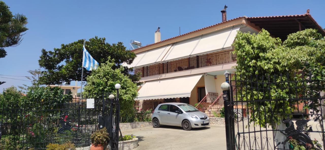 Rontaki Farm Appartement Kyparissia Buitenkant foto